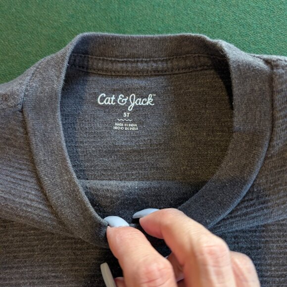 Bundle Boy's Textured Long Sleeve Shirts 5T 💙 - Picture 3 of 7